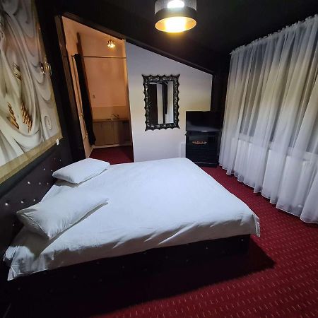Karma Coffe&Room'S Bucureşti Exterior foto
