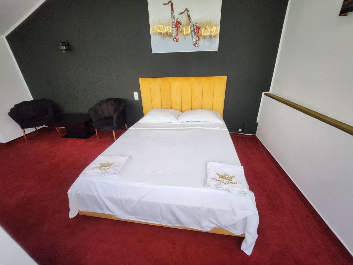 Karma Coffe&Room'S Bucureşti Exterior foto